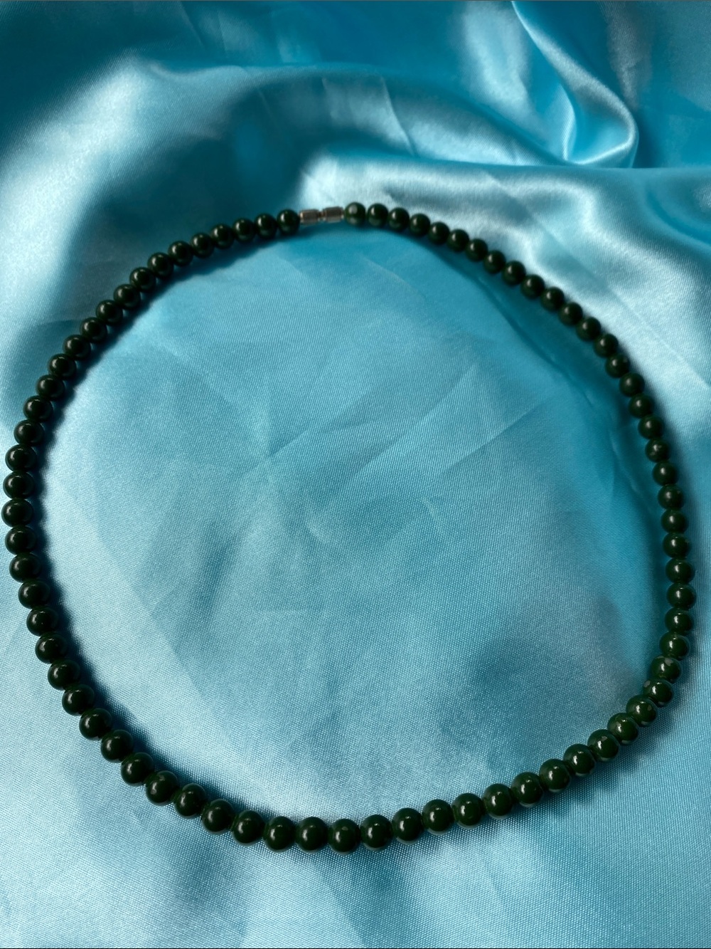 Vintage green beaded necklace